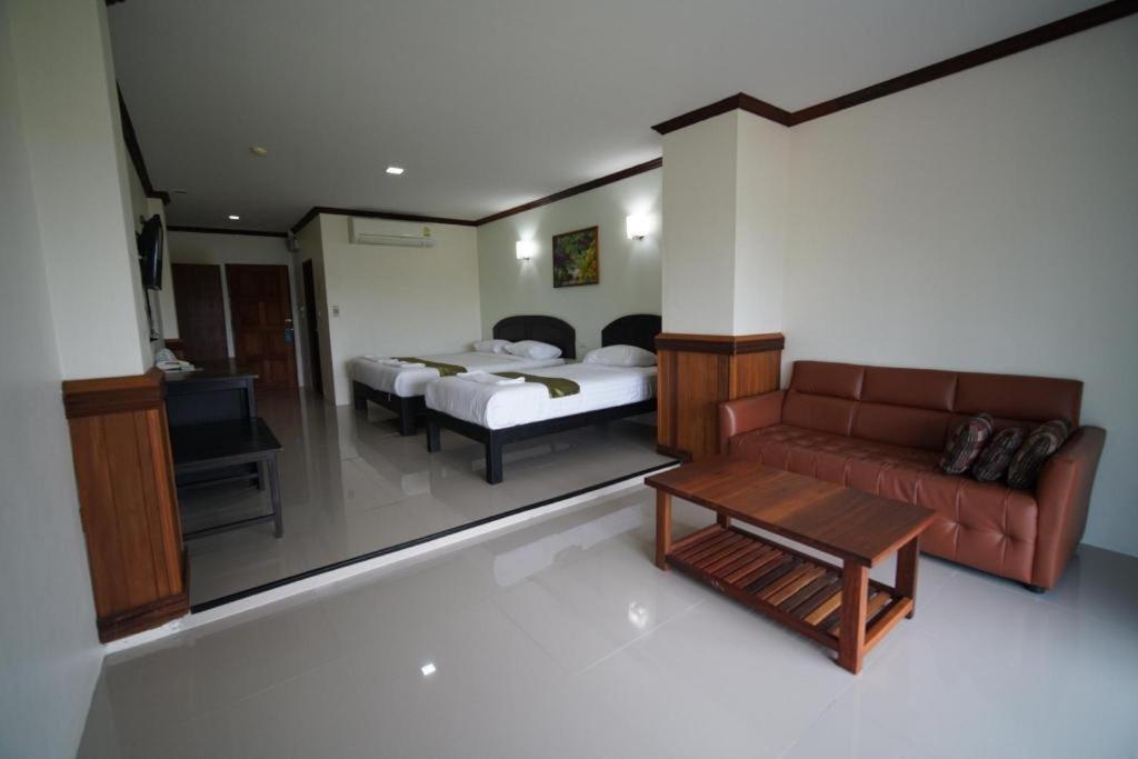 Sea Mountain Khanom Hotel Exterior foto